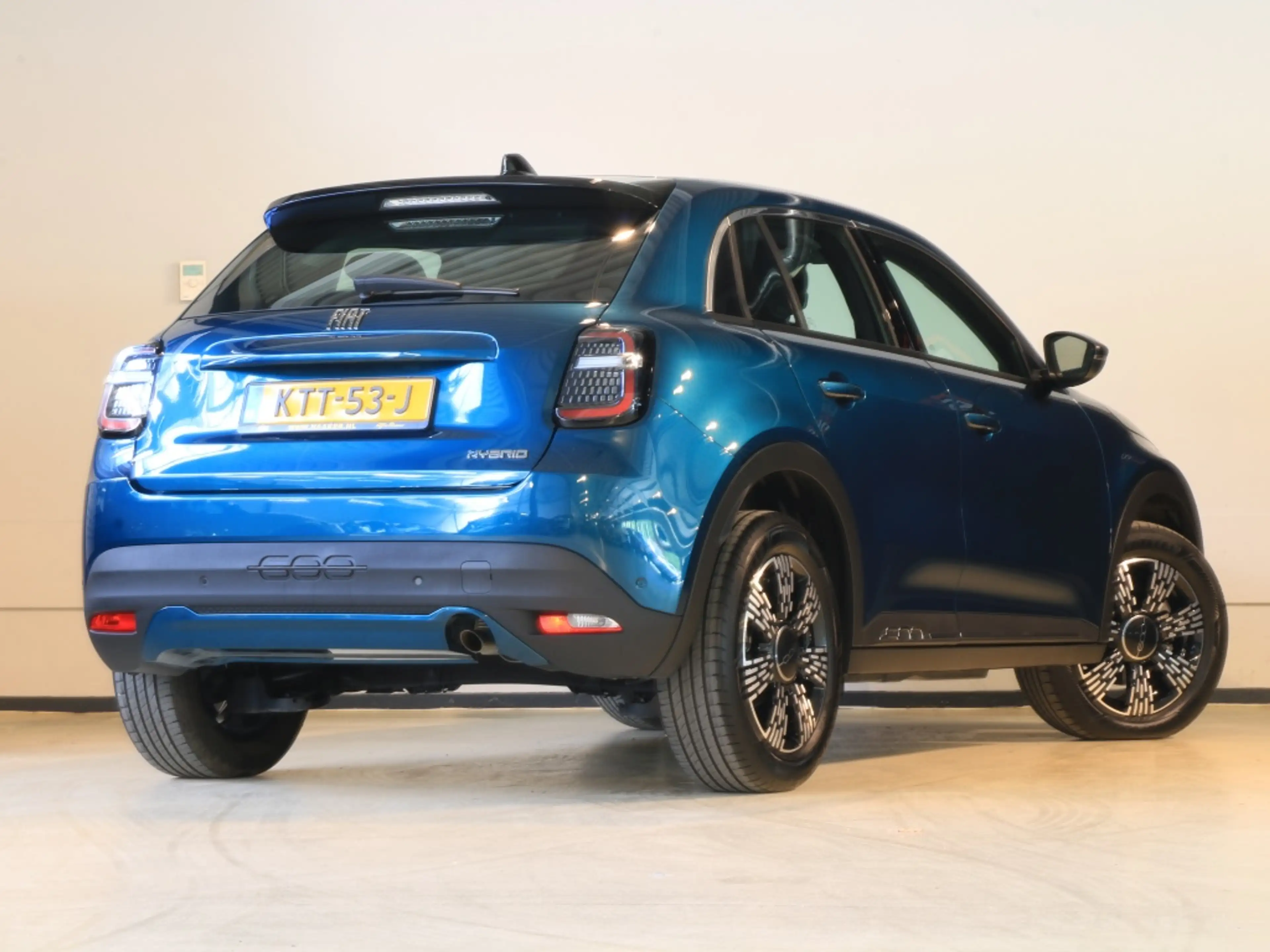 Fiat 600 1.2 Hybrid Urban — photo 4