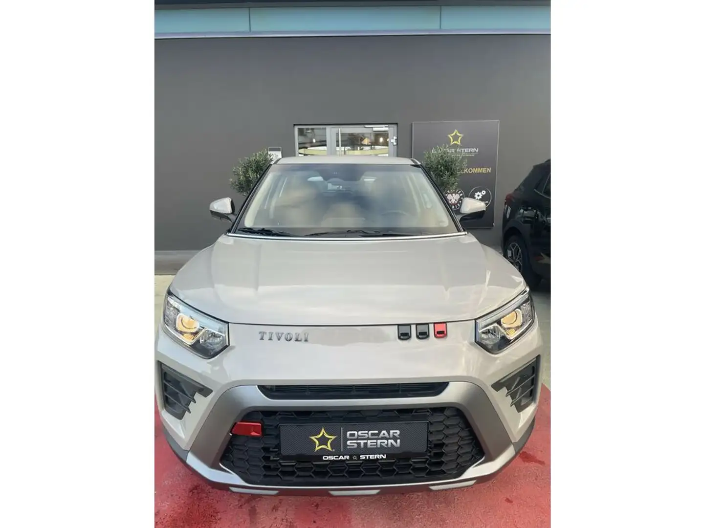 KGM Tivoli KGM 1.5 GDI Style 135 PS Grau - 2