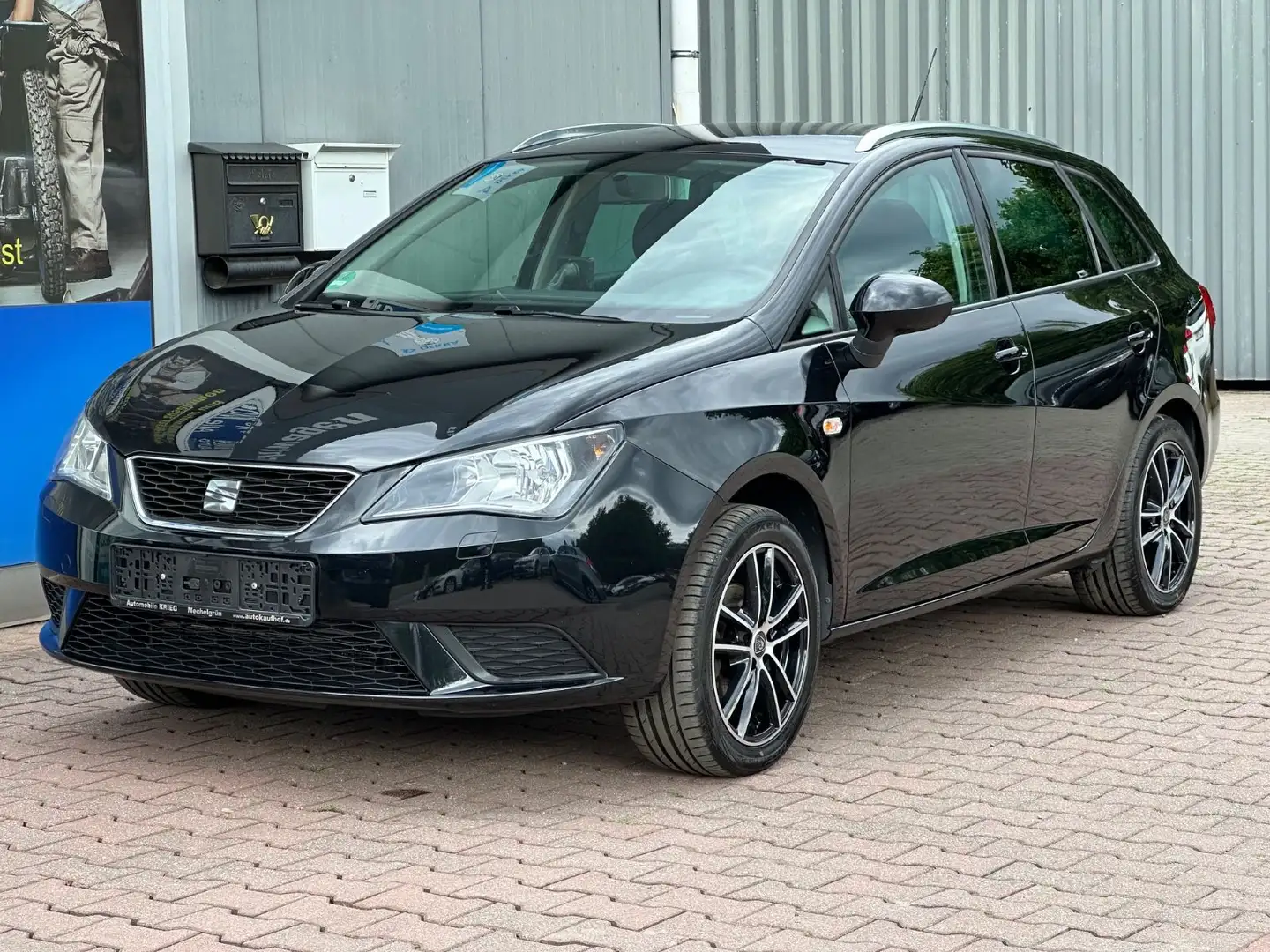 SEAT Ibiza ST Style Salsa Schwarz - 1