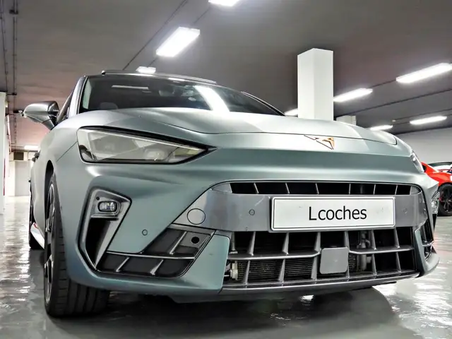 Cupra Leon view 6