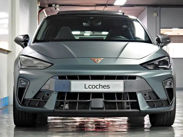 Cupra Leon view 5