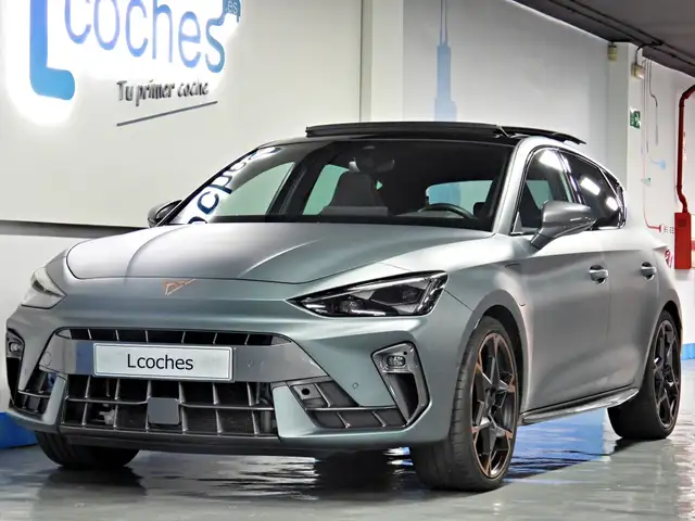 Cupra Leon view 4