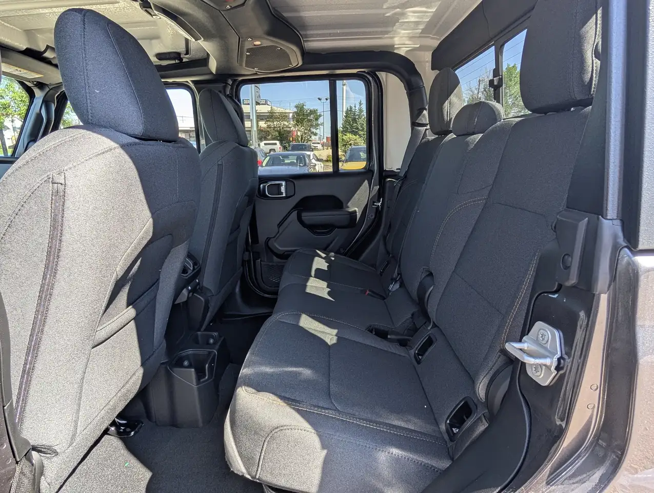 Jeep Gladiator photo Jeep Gladiator