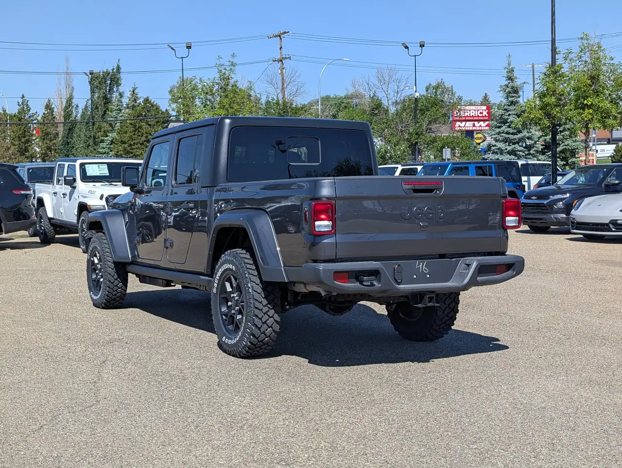 Jeep Gladiator photo Jeep Gladiator