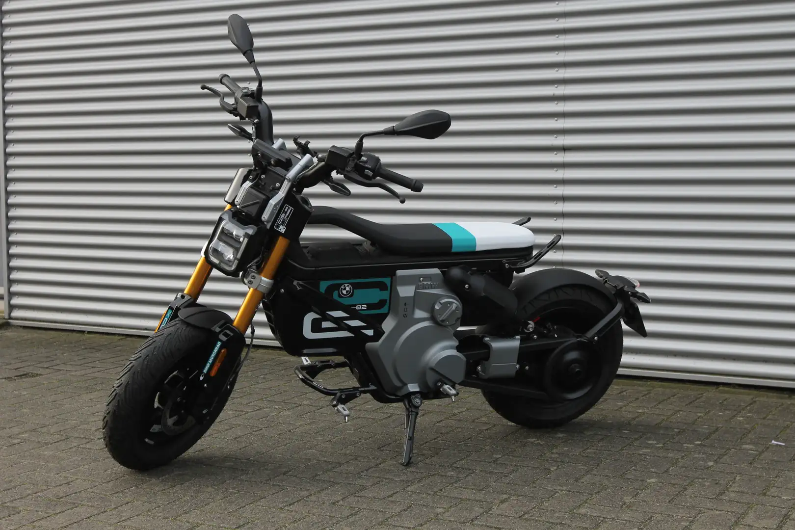 BMW CE 02 Bromscooter Exclusive Urban Edition I Highline pak Fekete - 2