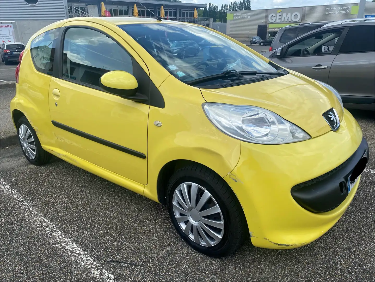 Peugeot 107 1.0e 12V 68ch BLUE LION Trendy - 2