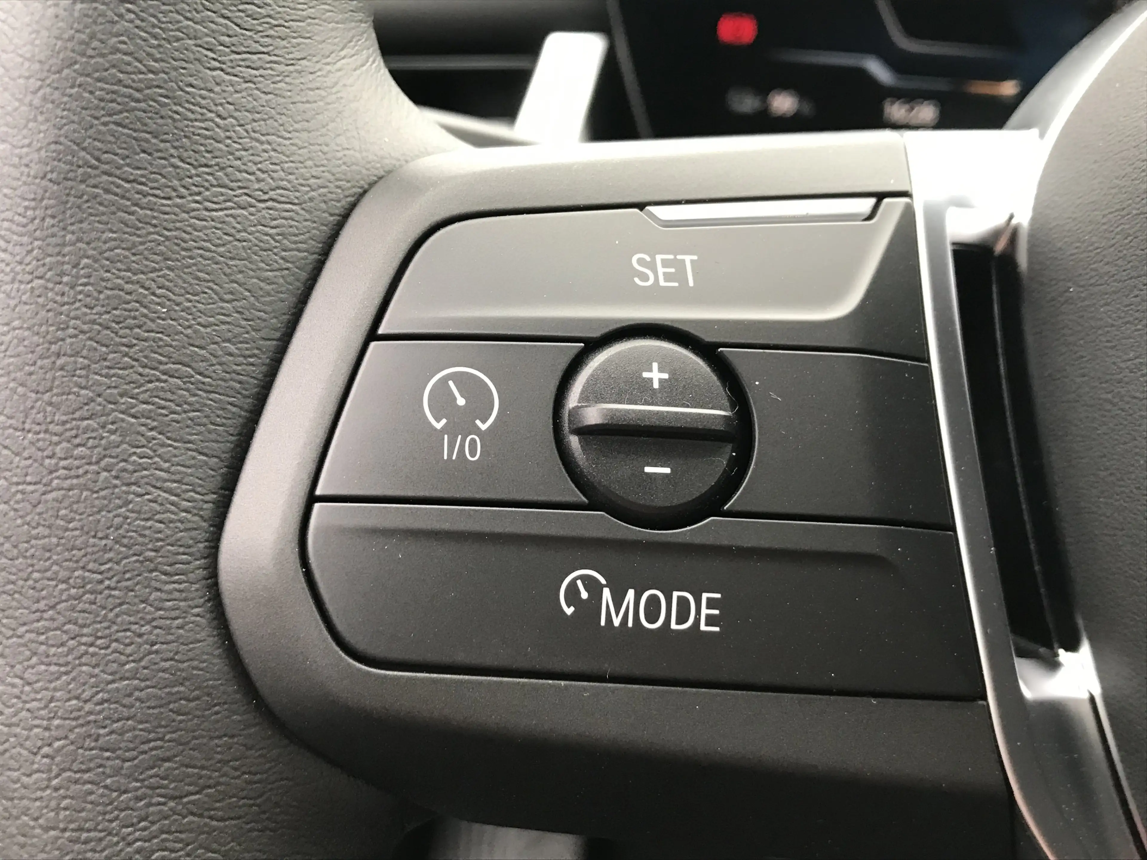BMW iX1 eDrive20 xLine Head-Up DAB LED RFK Shz PDC — photo 15