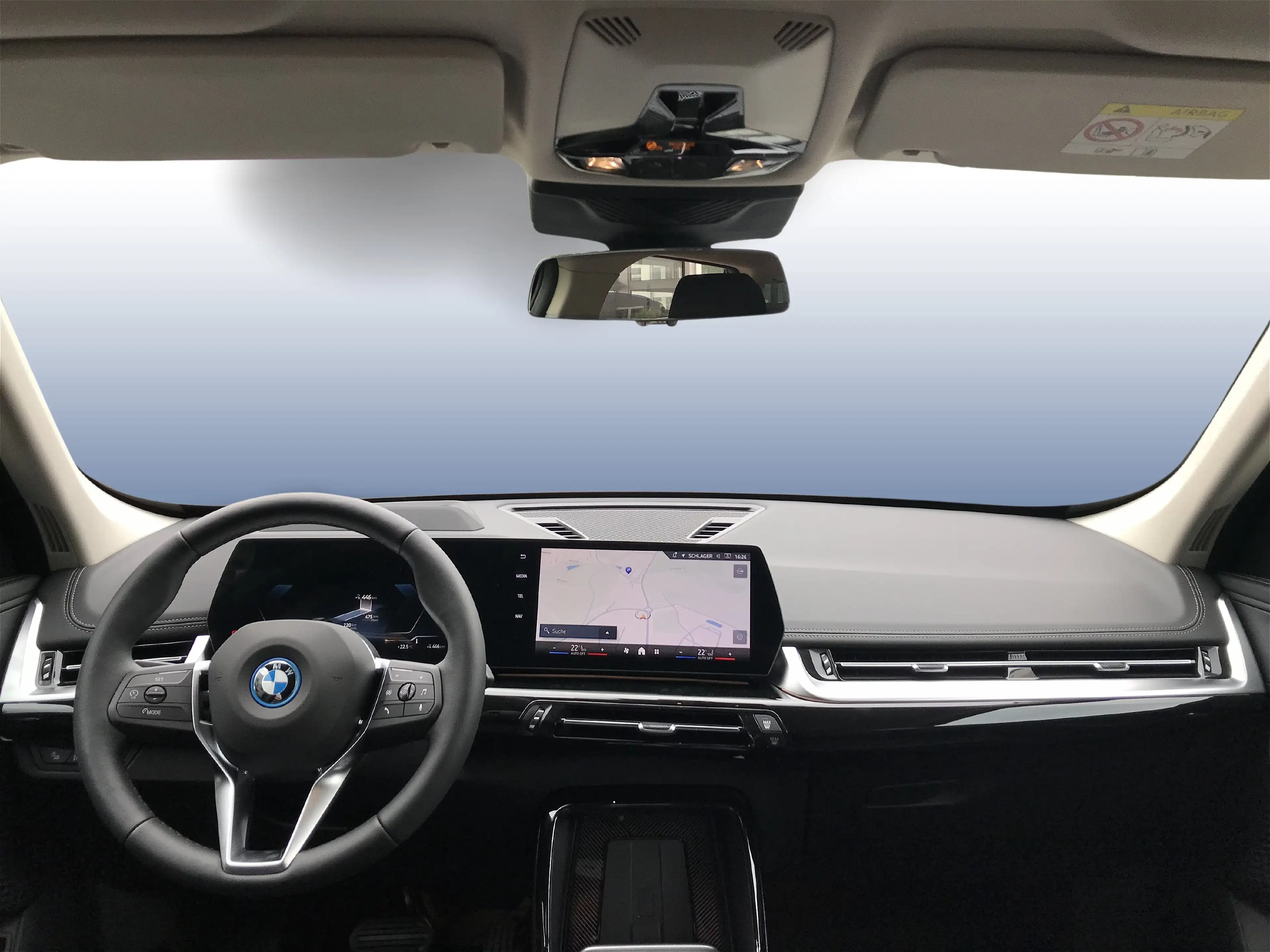 BMW iX1 eDrive20 xLine Head-Up DAB LED RFK Shz PDC — photo 6