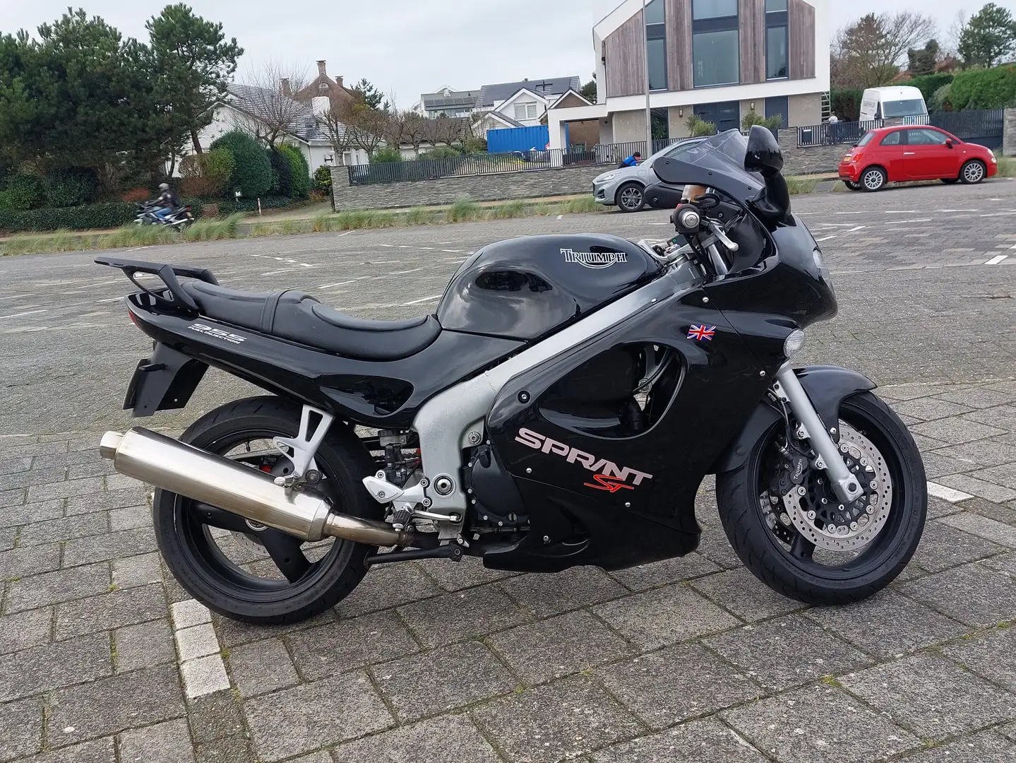 Triumph Sprint ST 955i Zwart - 1