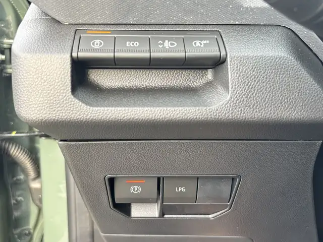 Dacia Duster view 14