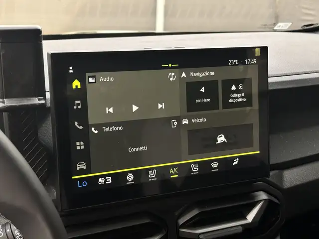 Dacia Duster view 11