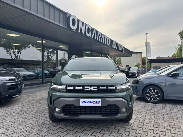Dacia Duster view 2