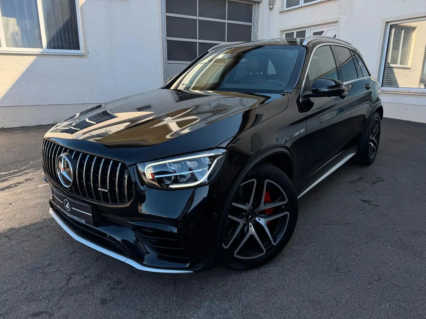 Mercedes-Benz GLC 63 AMG GLC63S AMG 4M+ DRIVERPKG 360 LED AHK ACC CARPLAY Noir - 1