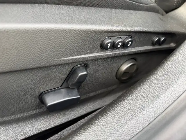 Alfa Romeo Giulia view 14