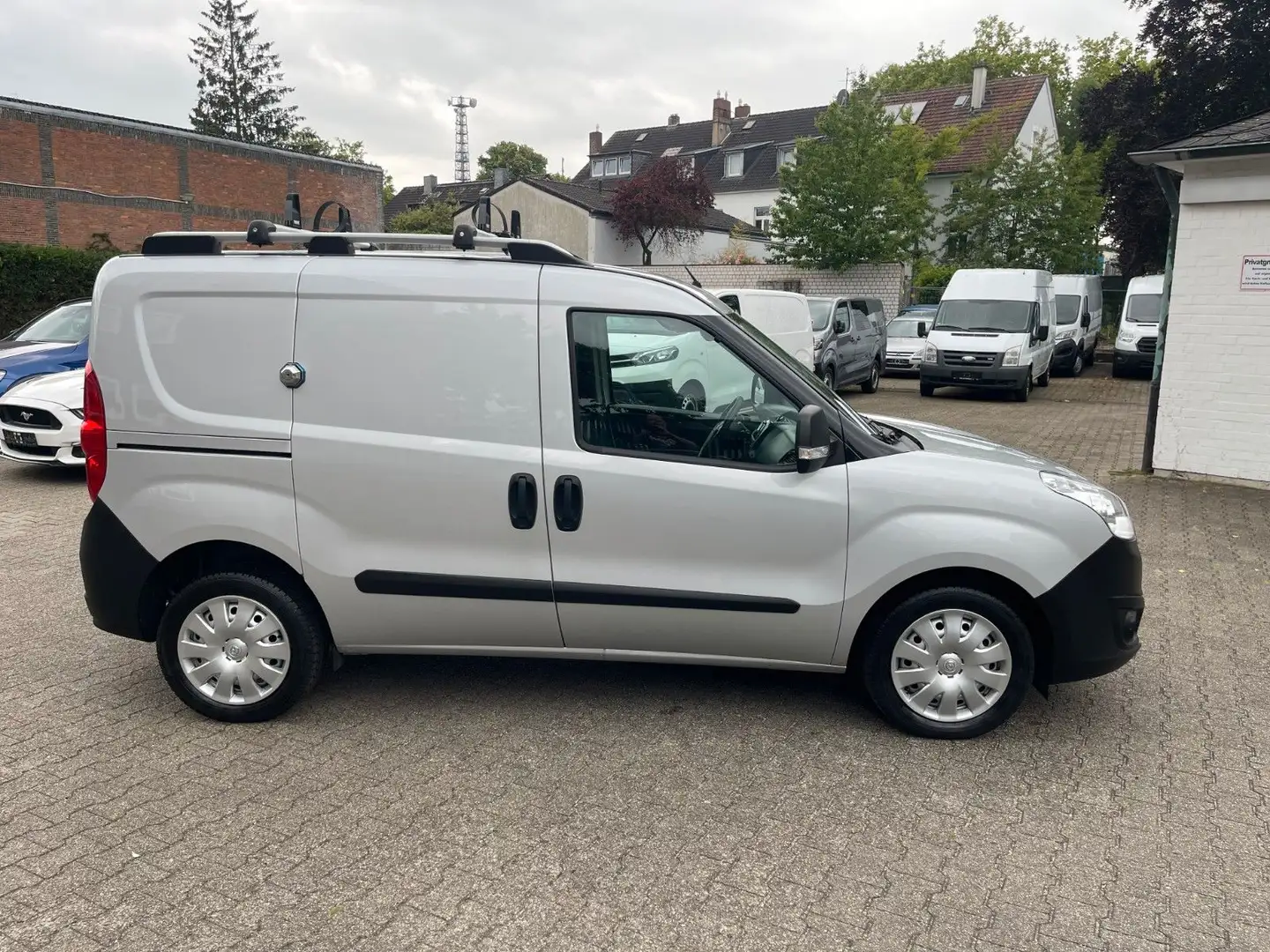 Opel Combo 1,3l 70kw * Klima * 99102 km * PDC Argent - 2