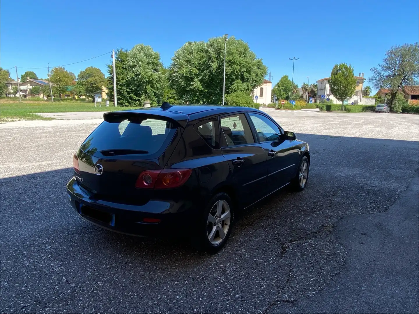 Mazda 3 1.6 td Dynamic 110cv - 2