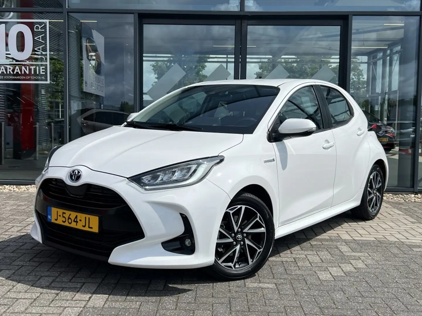 Toyota Yaris 1.5 Hyb. First Ed. NL Auto | Dealeronderhouden | Blanc - 1