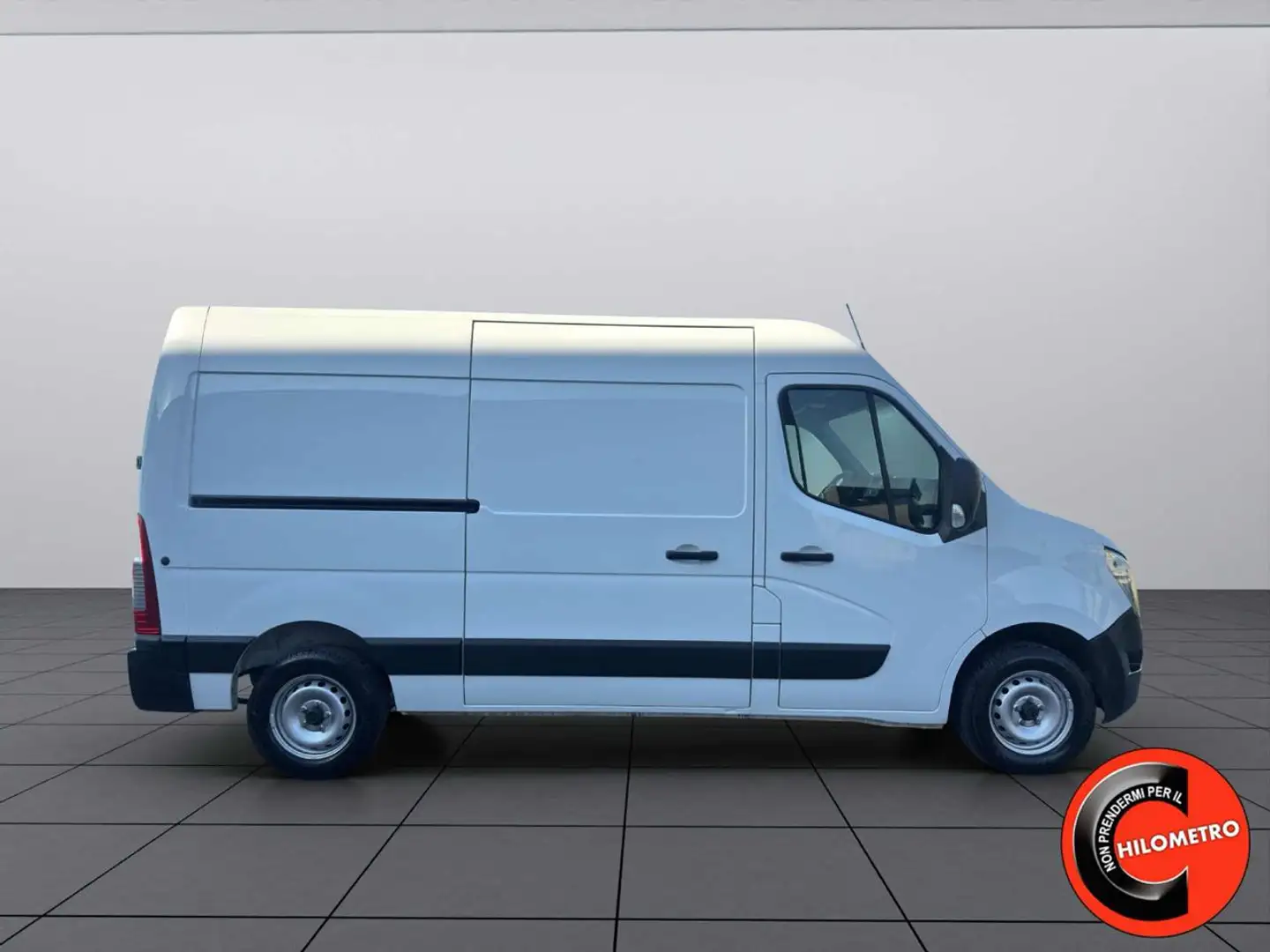 Renault Master (NISSAN INTERSTAR)35 2.3 dCi 135CV(PM-TM-L2H2) Blanc - 2
