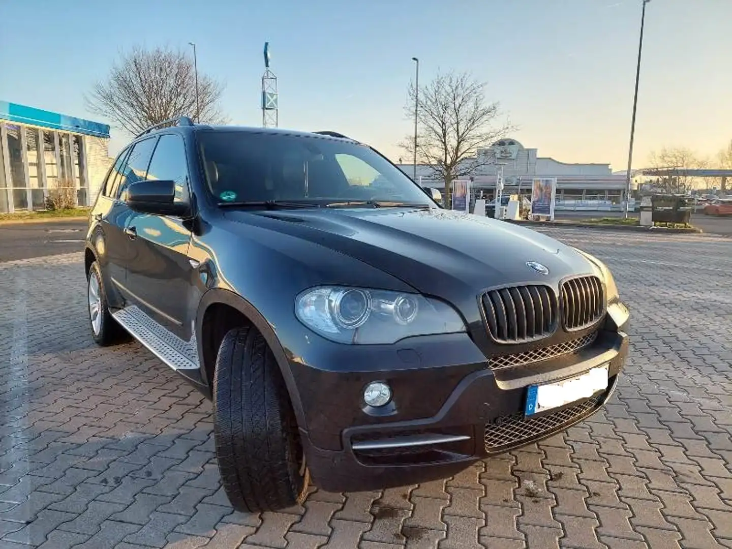 BMW X5 X5 Diesel xDrive35d Panorama;LEDER;BI-XENON;LEDER;AUTOMATIKTÜV 02/27 Schwarz - 2