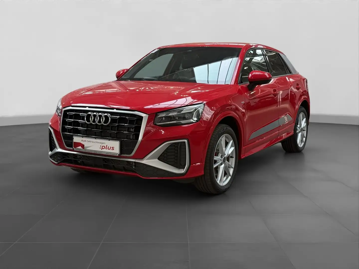 Audi Q2 35 TFSI 2x S LINE LM18 AHK FEINNAPPA MATRIX Rot - 2