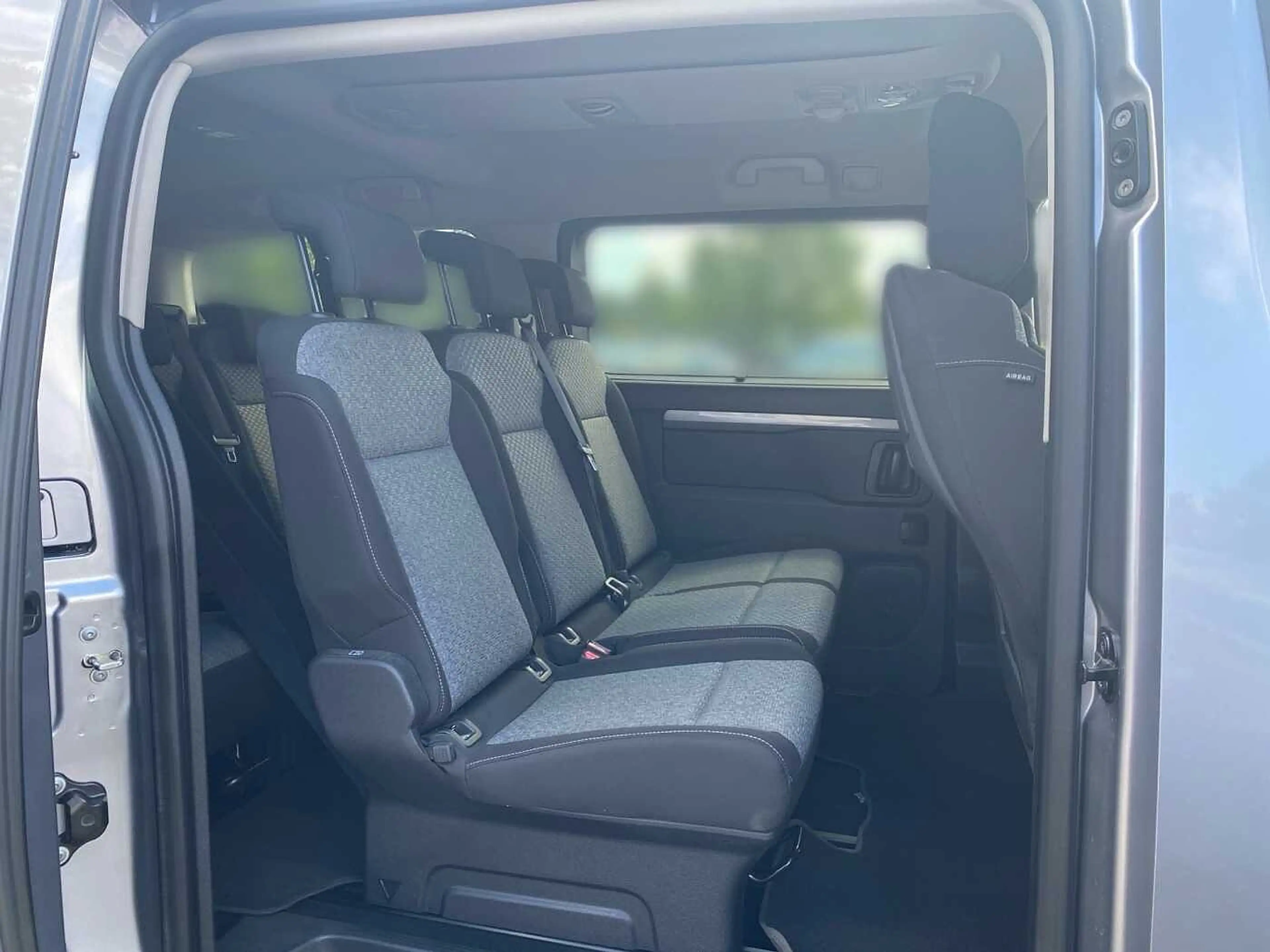 Toyota Proace Verso 2.0 D-4D L2 Team D — photo 7