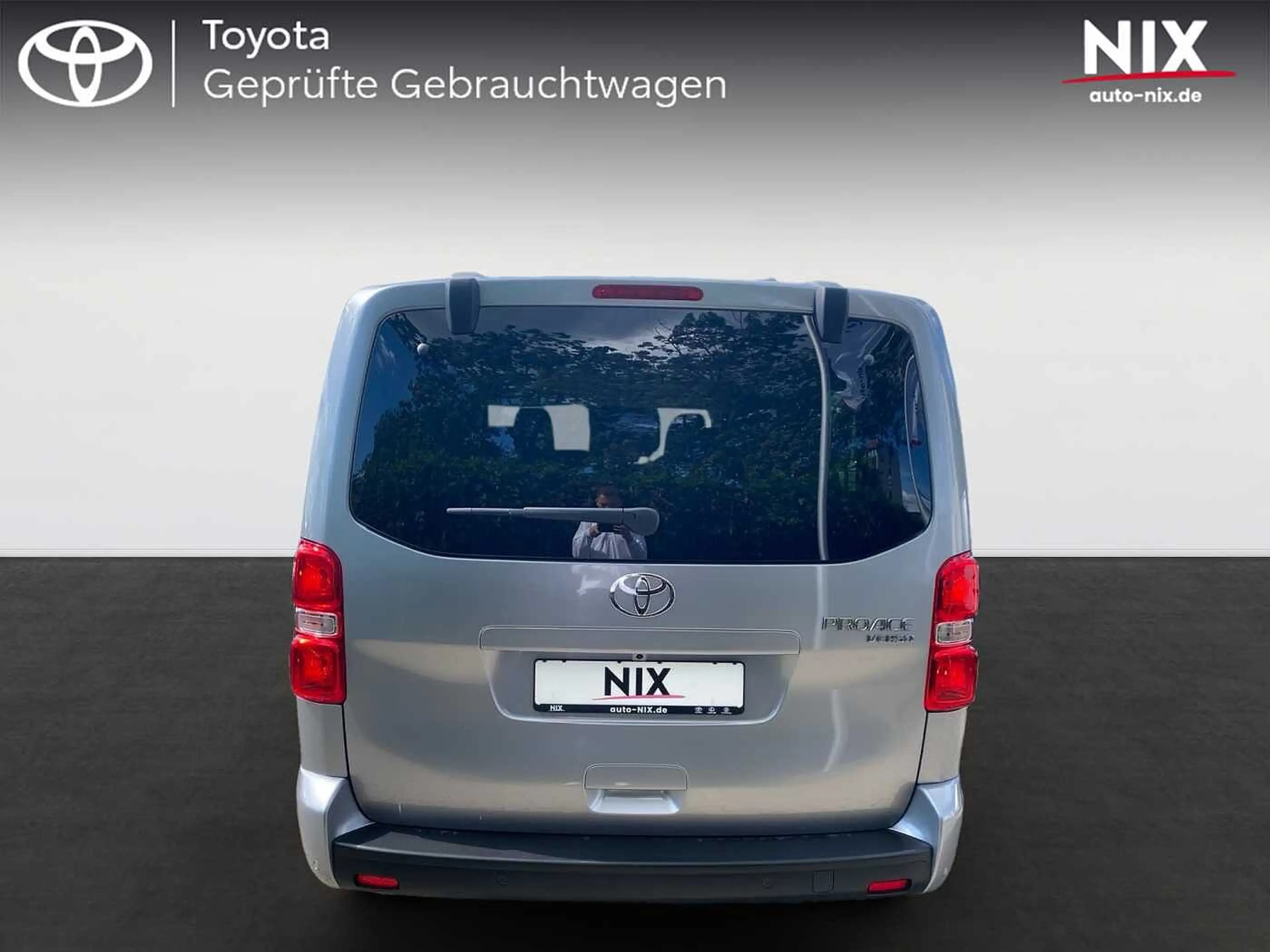 Toyota Proace Verso 2.0 D-4D L2 Team D — photo 4