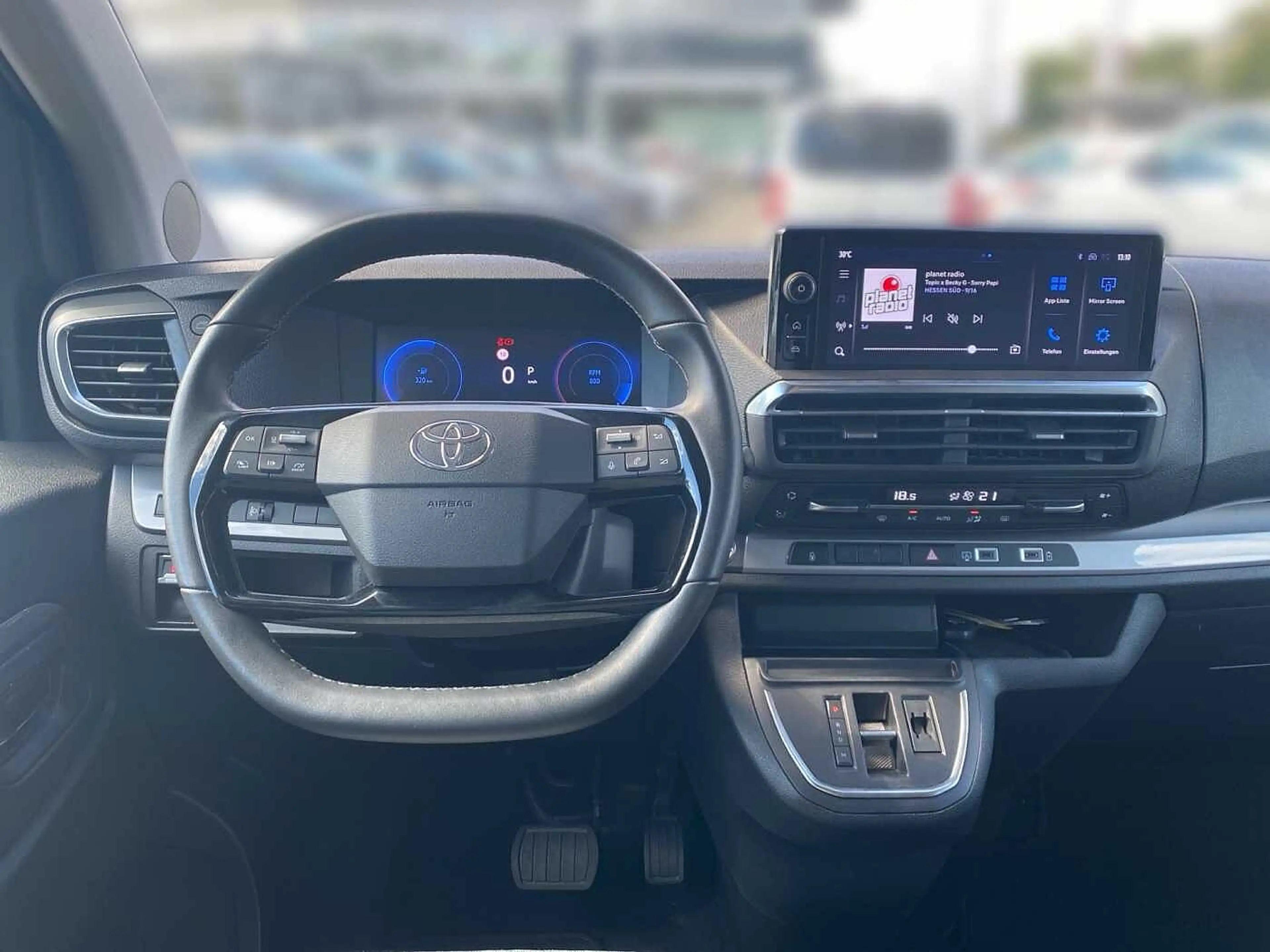 Toyota Proace Verso 2.0 D-4D L2 Team D — photo 9