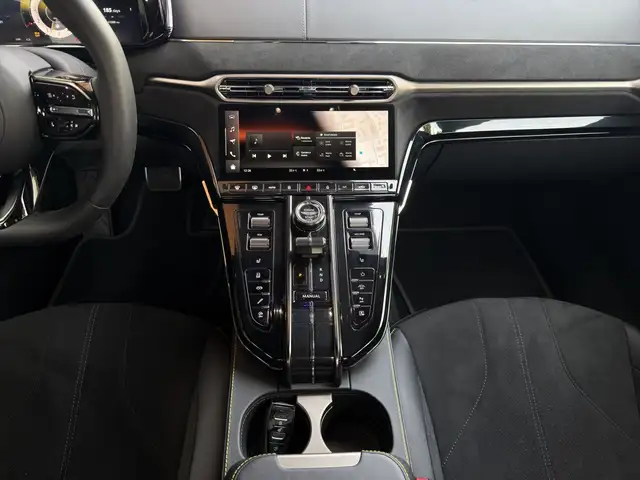 Aston Martin Vantage Coupé Ansicht 13