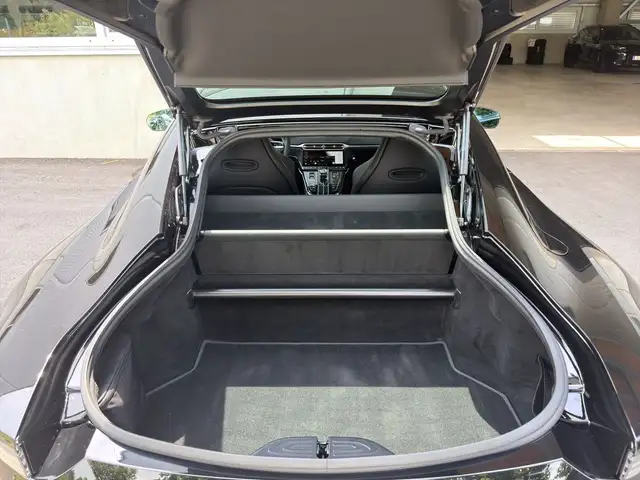 Aston Martin Vantage Coupé Ansicht 17