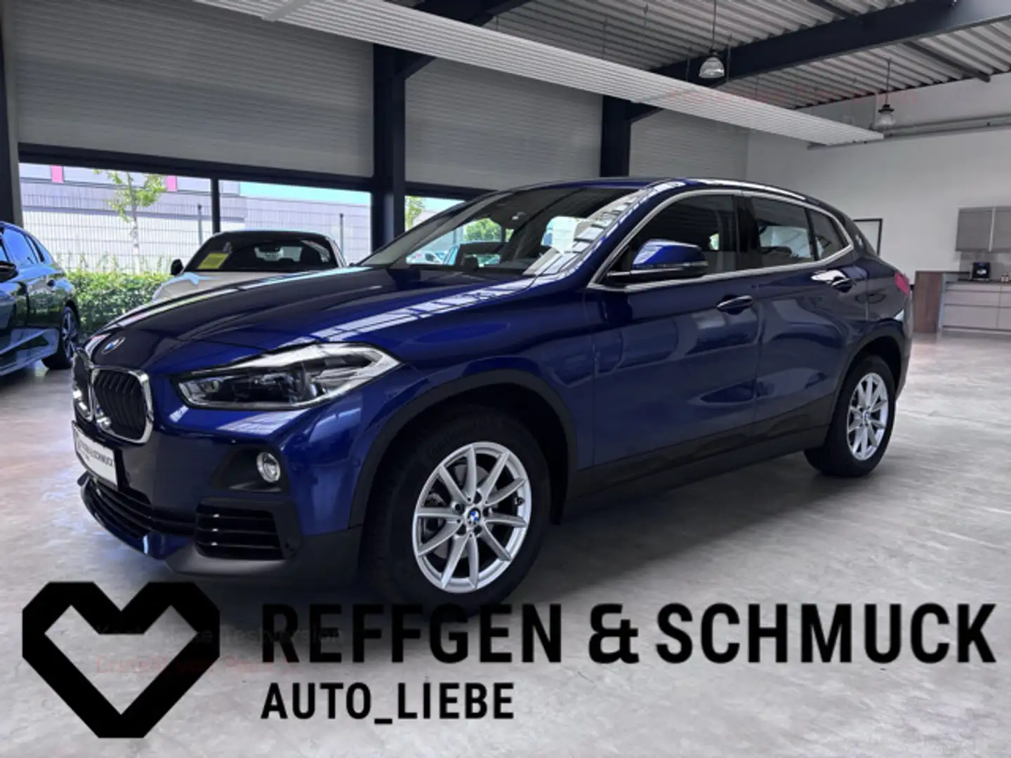 BMW X2 ADVANTAGE AUTOMAT+NAVI+LED+KAMERA+ALU+1HD+TÜV Blauw - 1