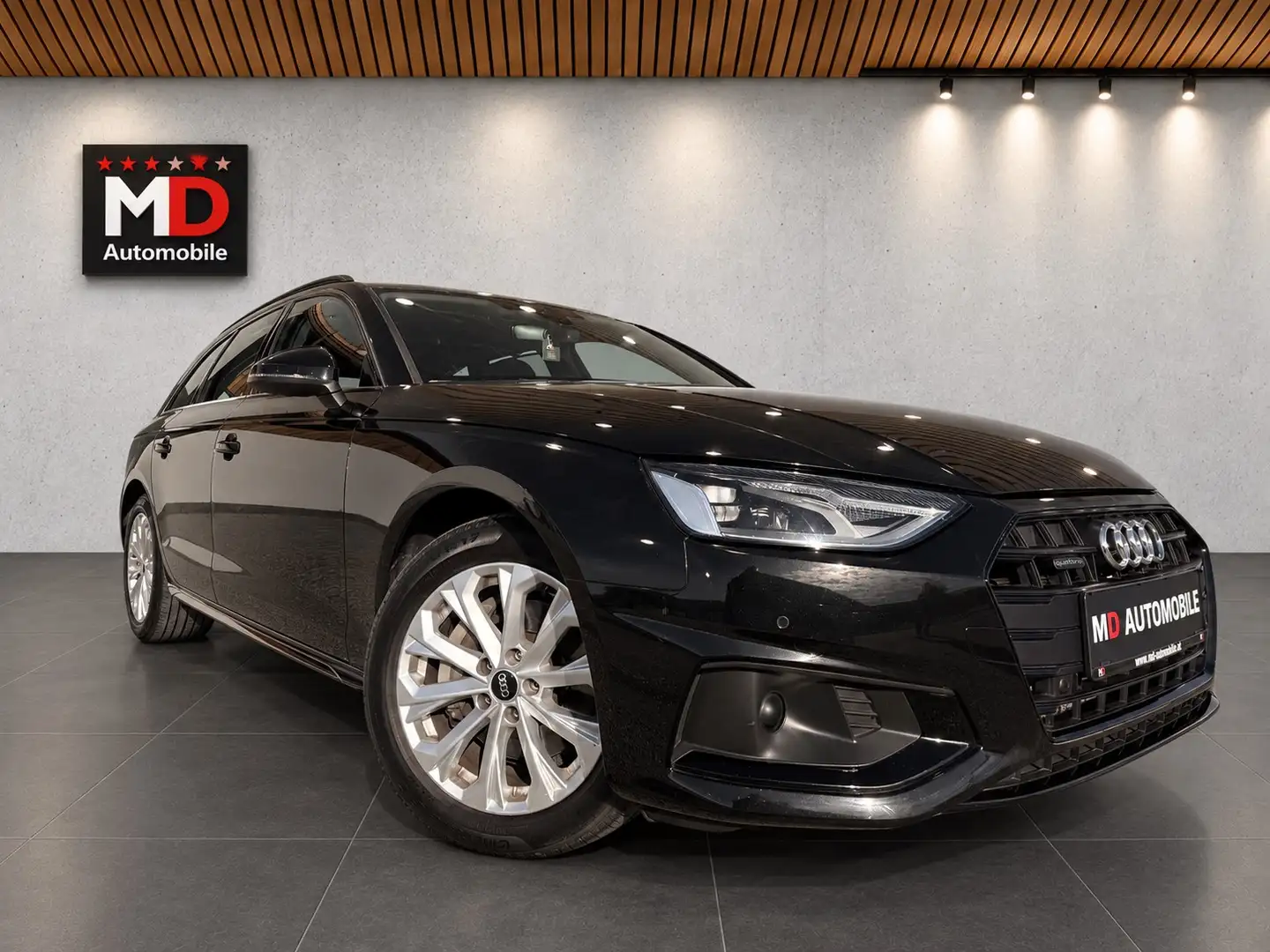 Audi A4 40 TDI QUATTRO advanced Schwarz - 1
