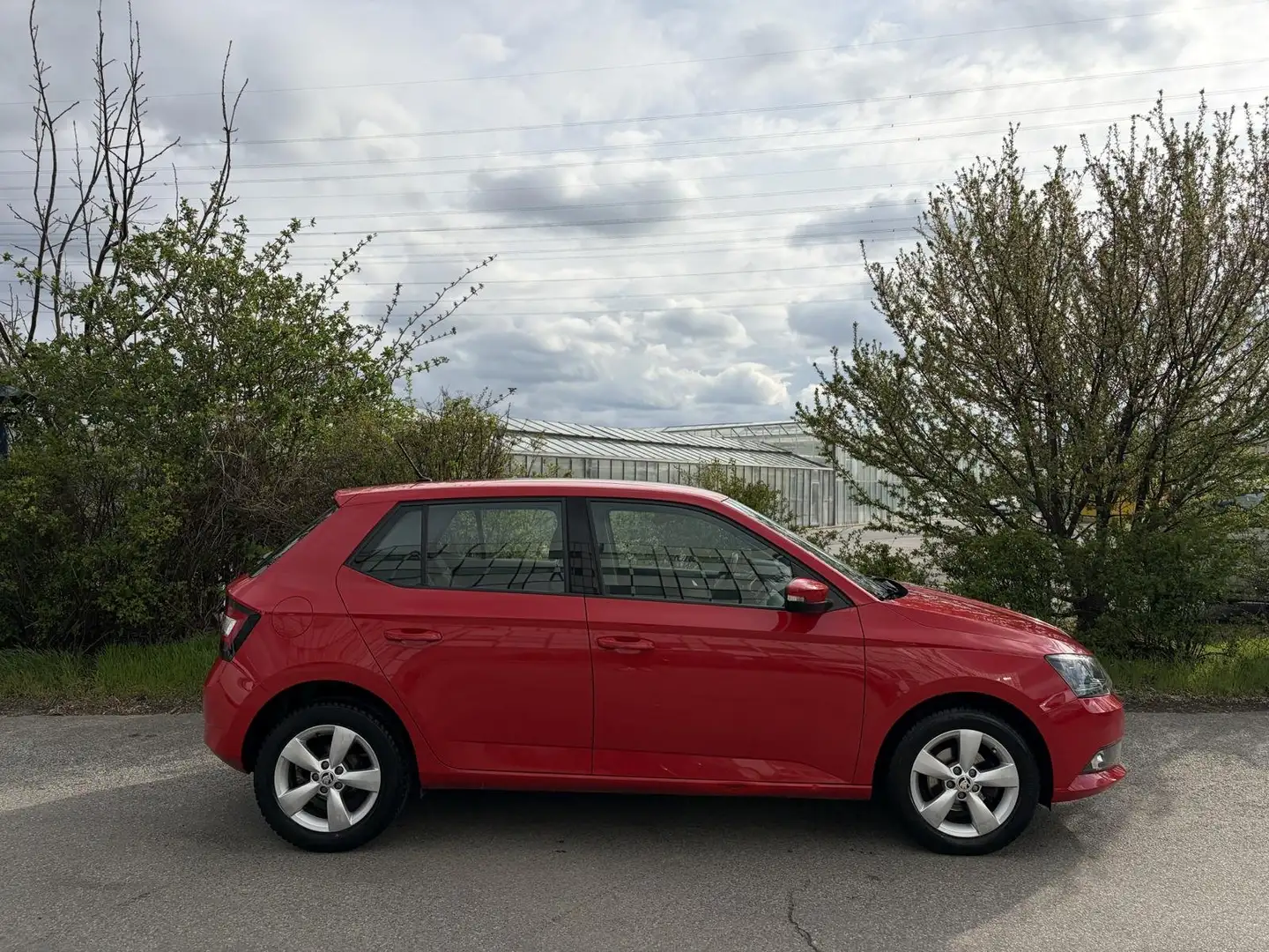 Skoda Fabia Ambition 95PS TSI Klima PDC 1.Besitz SR+WR Rot - 2