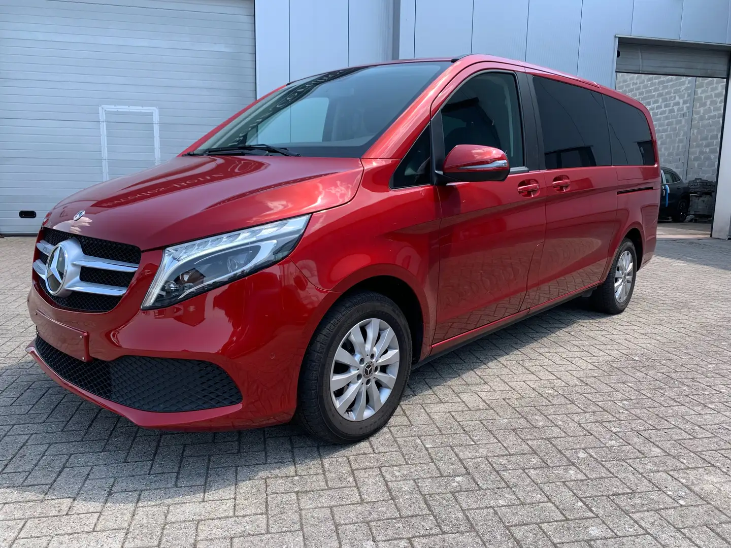 Mercedes-Benz V 220 V 220 d lang 9G-TRONIC Edition 2020 Rouge - 1