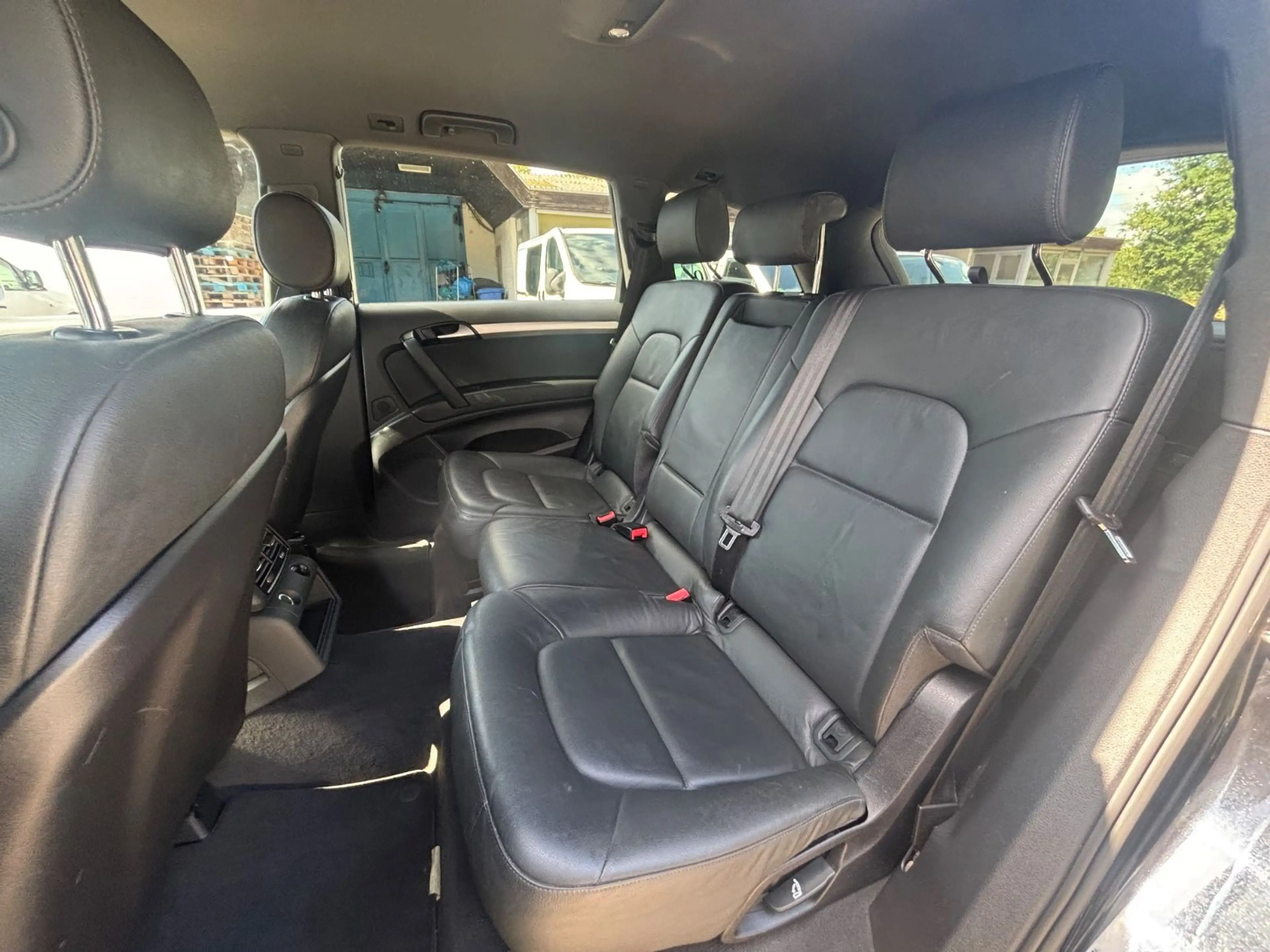 Audi Q7 3.0 TDI quattro Leder Navi 3.5t AHK Tüv neu — photo 14