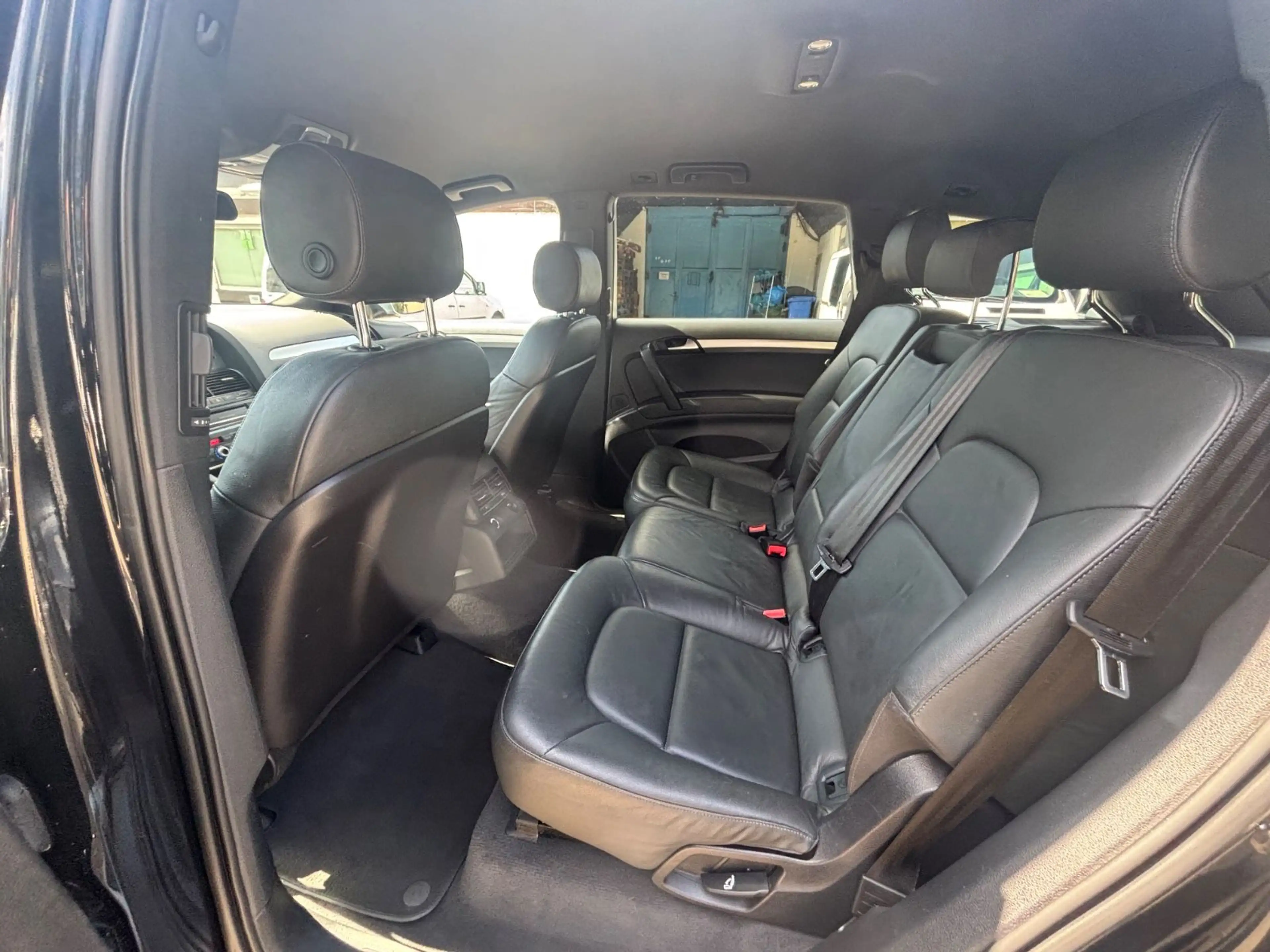 Audi Q7 3.0 TDI quattro Leder Navi 3.5t AHK Tüv neu — photo 6