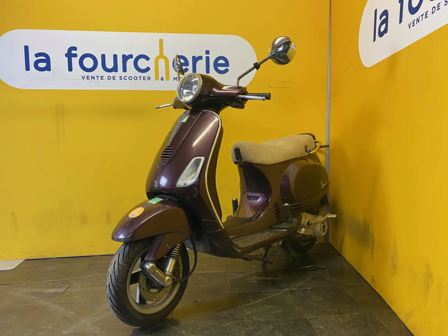 Vespa LX 125 Červená - 1