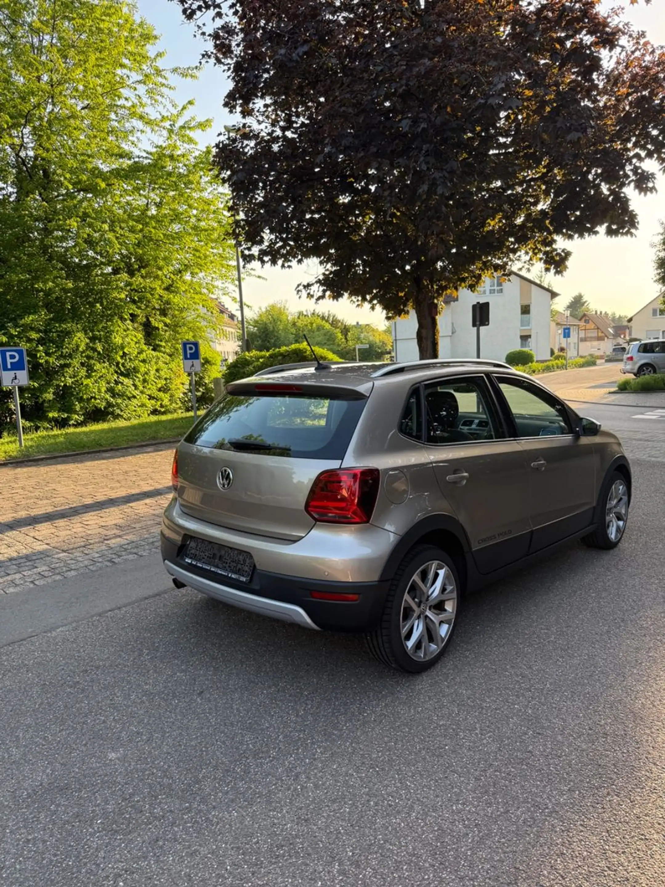 Volkswagen Polo V CrossPolo BMT 1.2Tsi/DSG/HU07.2027 — photo 3