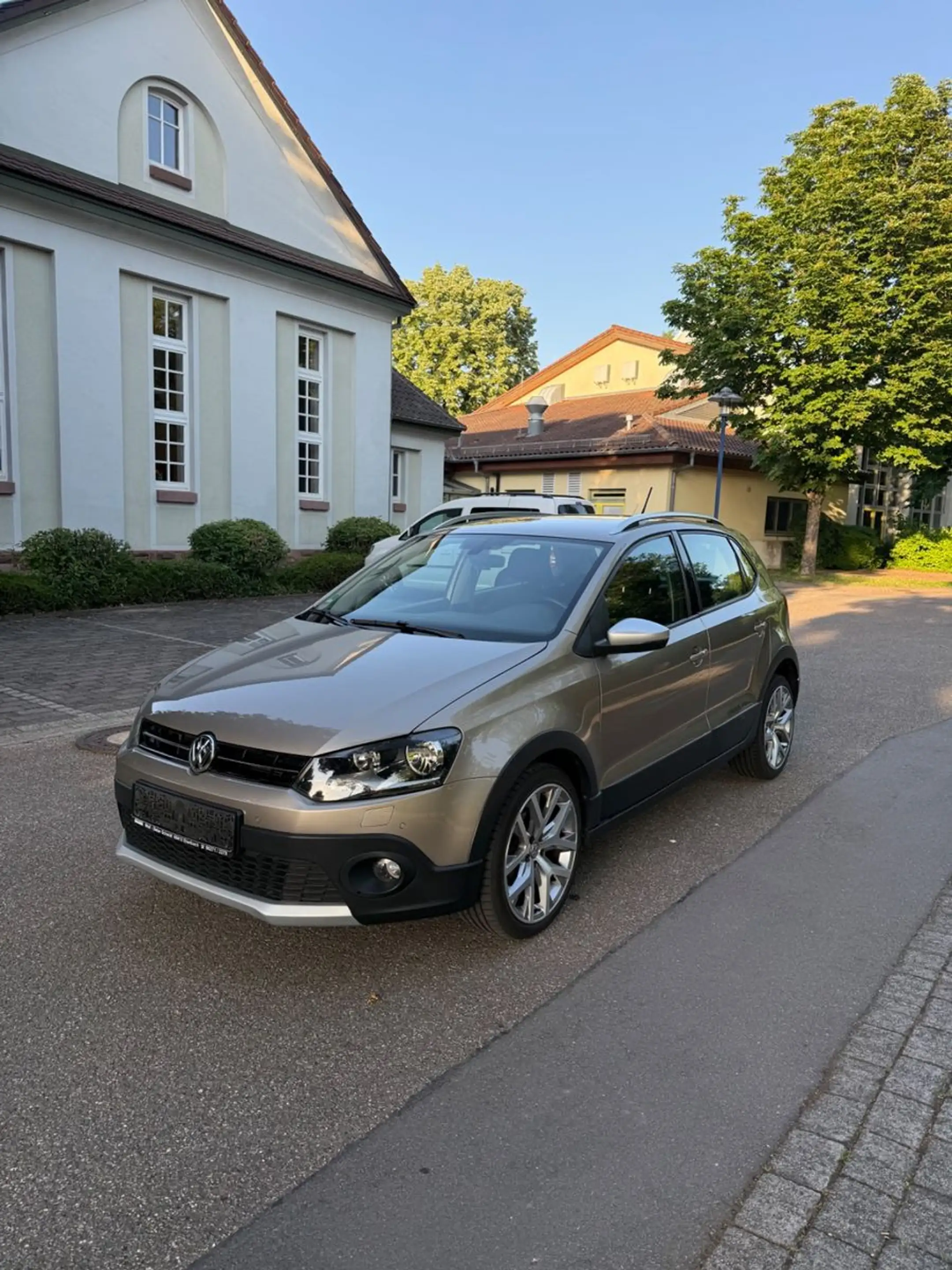 Volkswagen Polo V CrossPolo BMT 1.2Tsi/DSG/HU07.2027 — photo 8