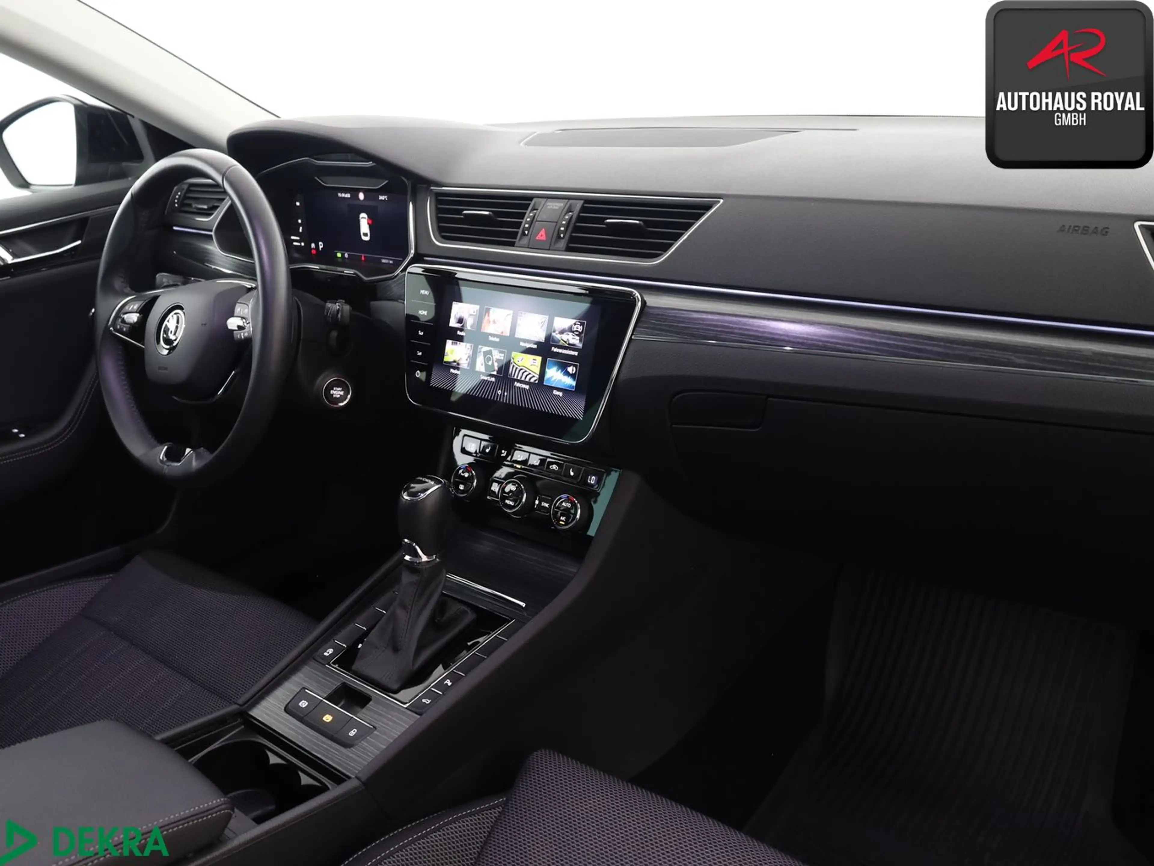 Skoda Superb Combi 2.0 TDI STYLE MATRIX,KAMERA,MEMORY — photo 11