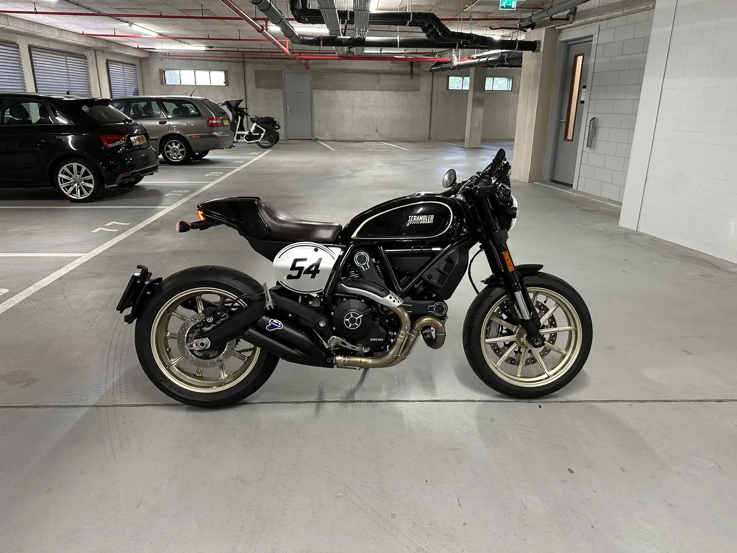Ducati Scrambler - 1