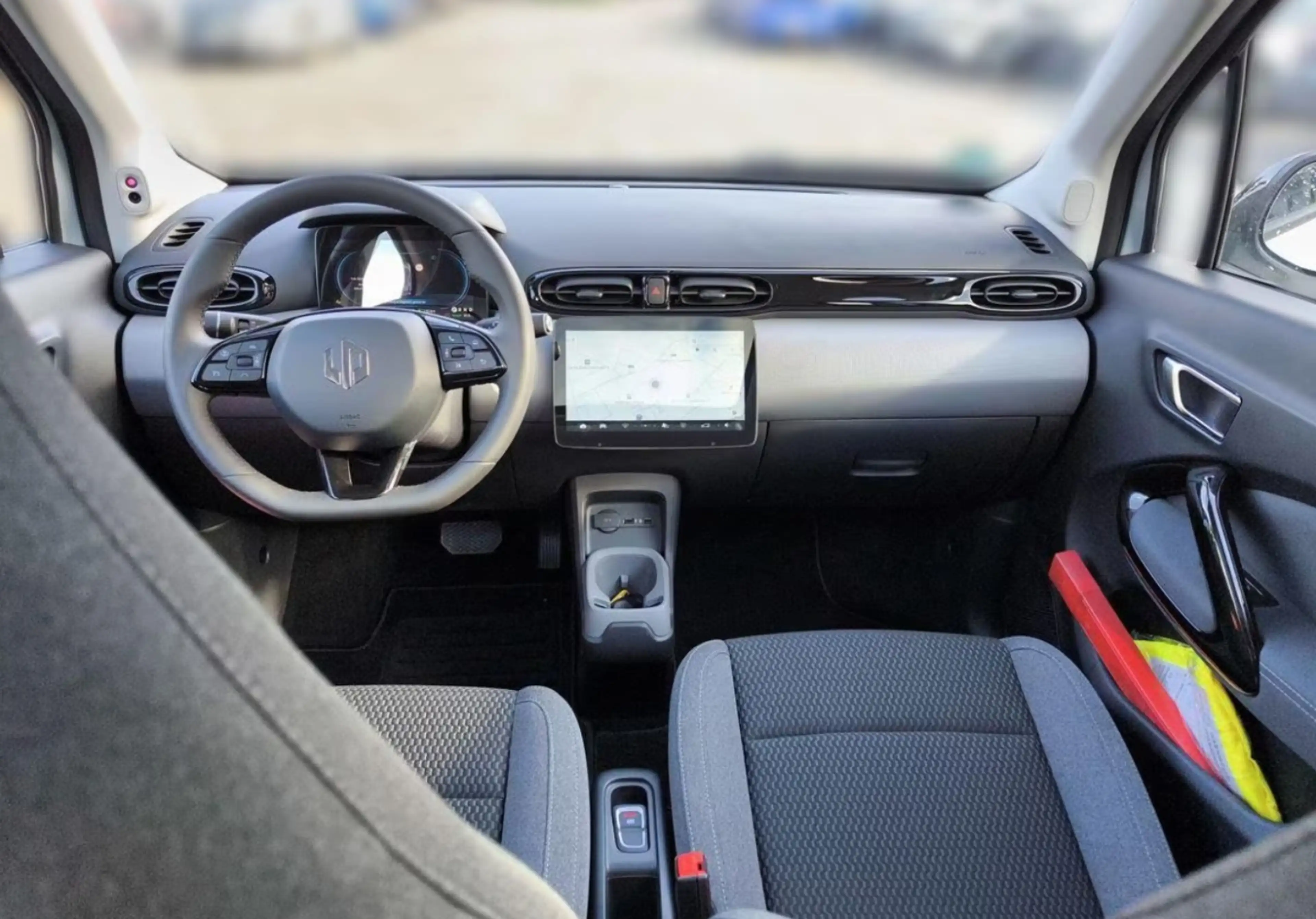 Leapmotor T03 37 70 kW BEV ACC+Navi+Pano+SD+Kam.+KeyLess — photo 9
