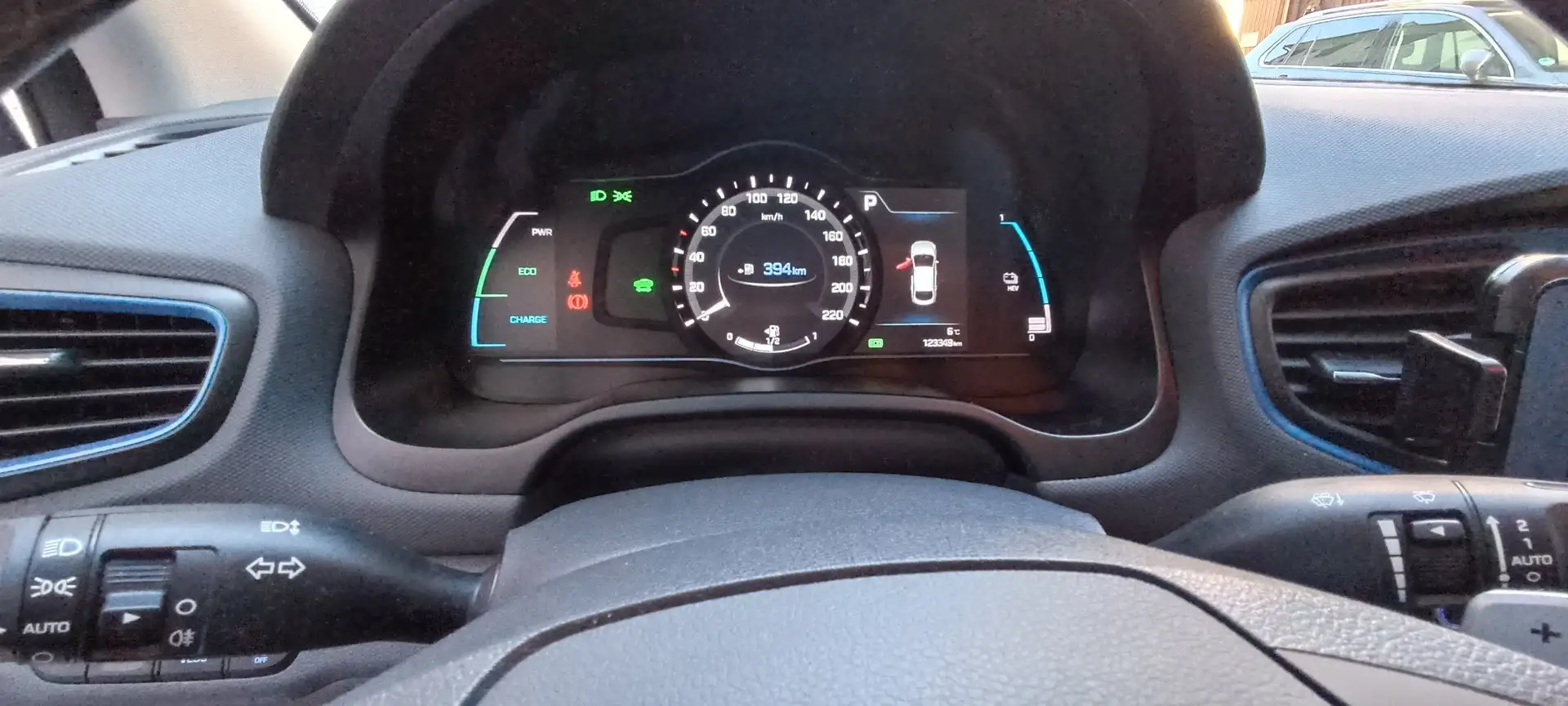 Hyundai IONIQ IONIQ Plug-in-Hybrid 1.6 GDI Trend Blau - 1