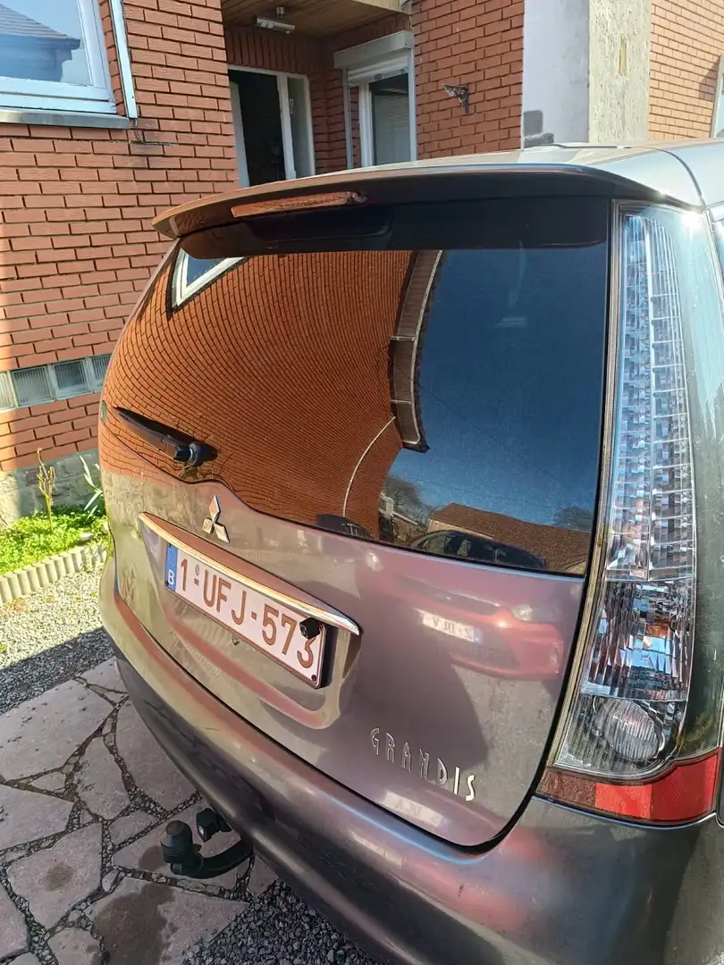 Mitsubishi Grandis 2.0 DI-D Intense 7 places - 1