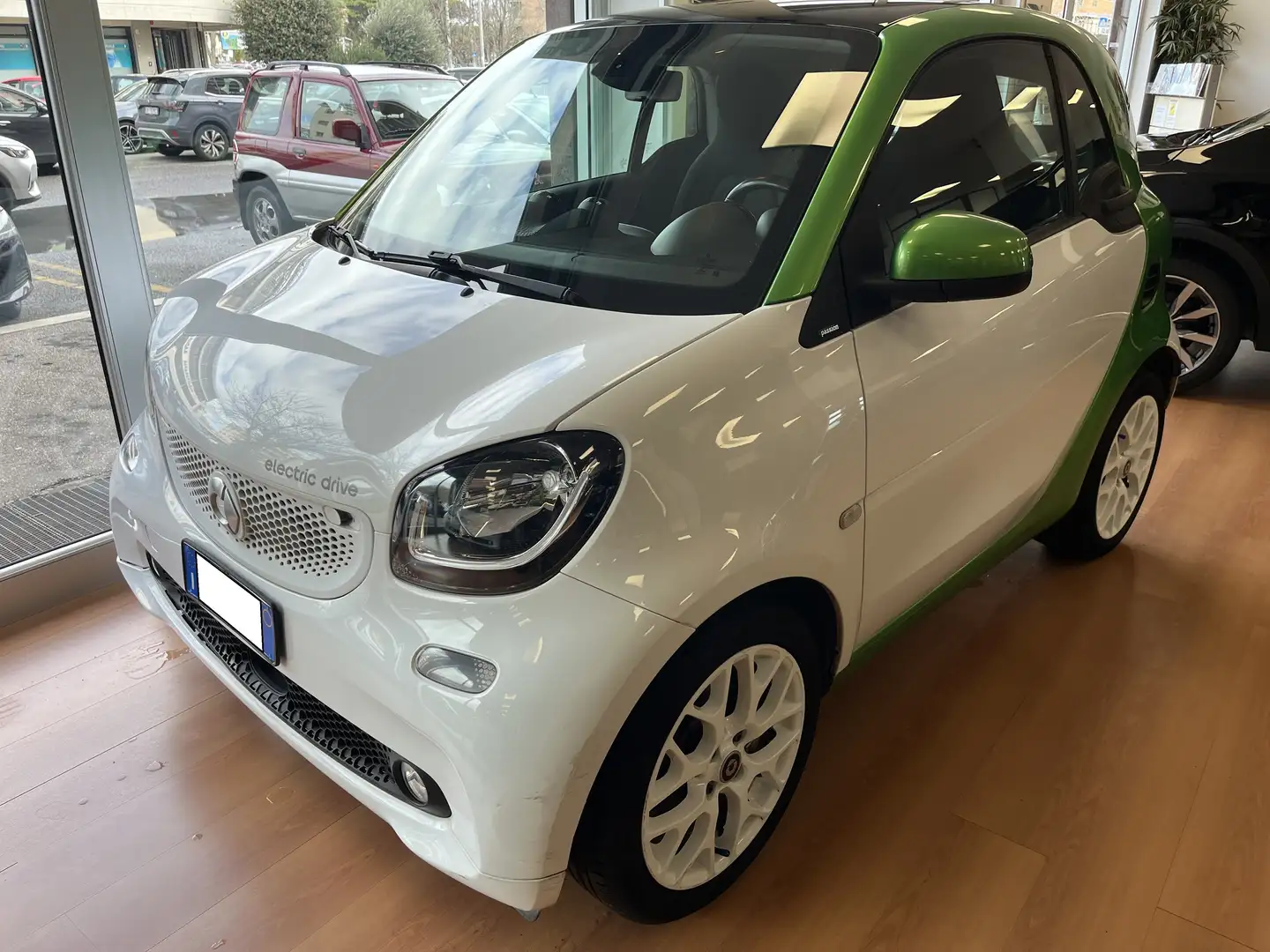 smart forTwo Fortwo III 2015 electric drive Passion Weiß - 1