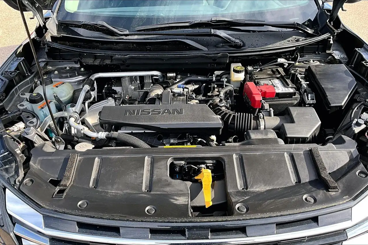 Nissan Rogue снимка Nissan Rogue