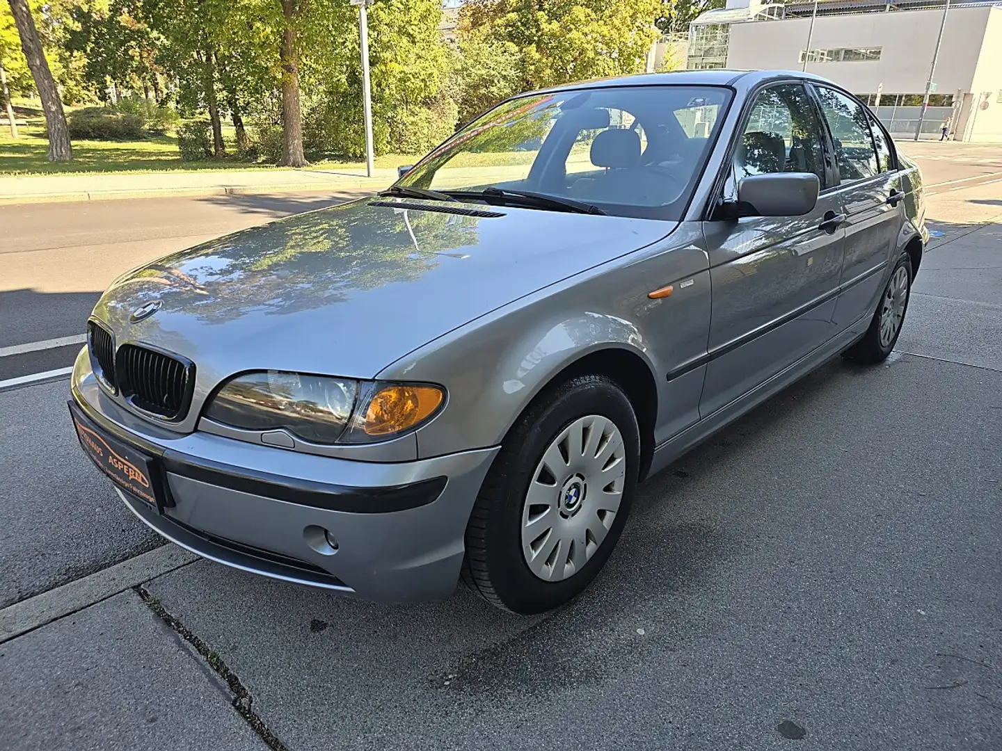 BMW 316 i Österreich-Paket Grau - 1
