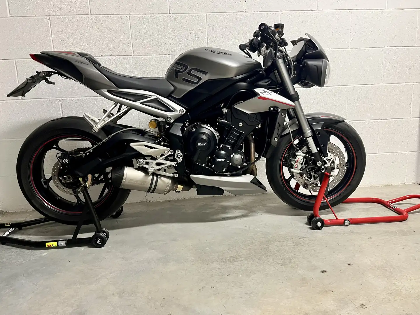 Triumph Street Triple 765 rs - 1