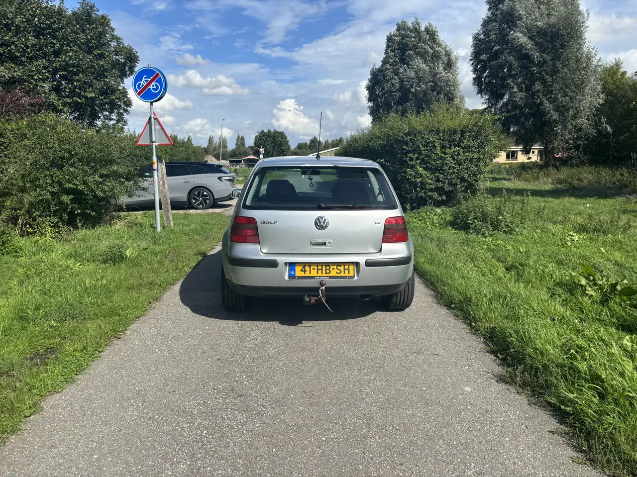 Volkswagen Golf 1.6-16V Trendline, foto 7