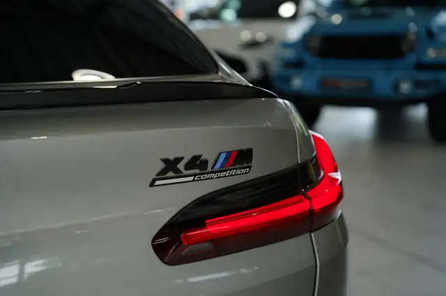 BMW X4 M view 13
