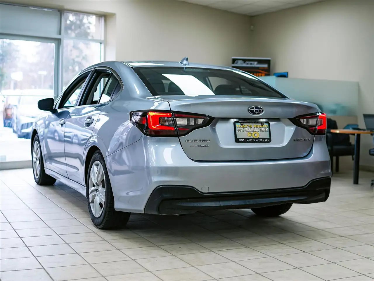 Subaru Legacy снимка Subaru Legacy
